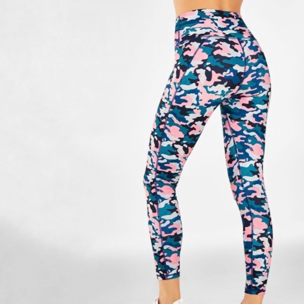 Fabletics Define High-Waisted 7/8 Legging Real Te… - image 2